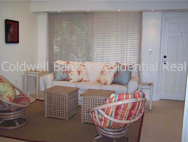 1st image of 425 Grapetree Dr APT 205