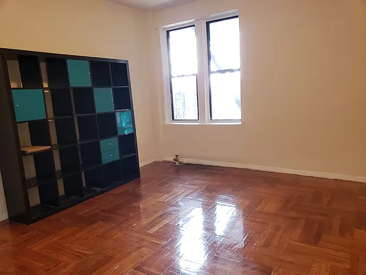 Rented by HFF Realty LLC | media 12