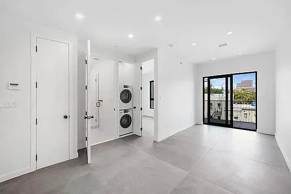 Rented by GROOME REALTY LLC | media 25