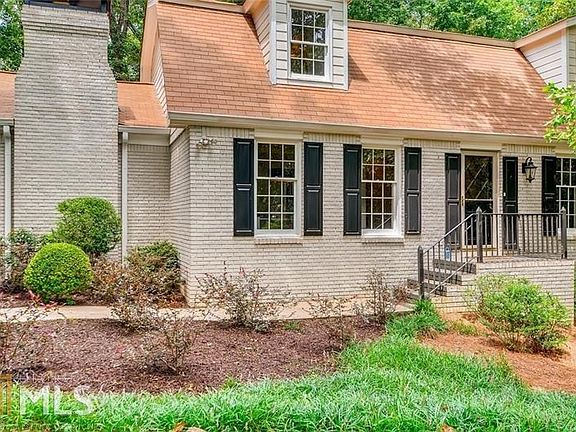 2nd image of 4526 Hunting Hound Ln