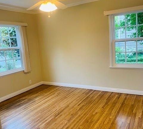 4th image of 312 N Hollywood Way #312