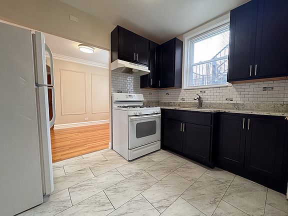 2nd image of 5153 W Schubert Ave #2