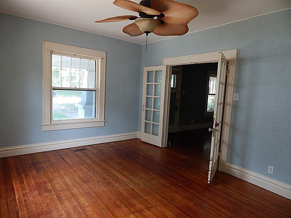 3rd image of 1203 S 5th St