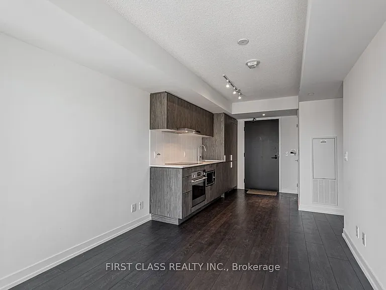 60 Shuter St #1710 — Photo 8