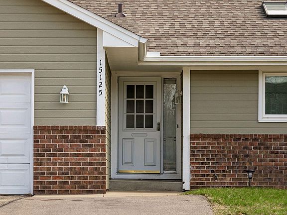 5th image of 15125 Southwind Dr