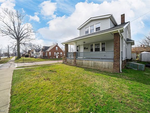 3rd image of 4070 W 140th St