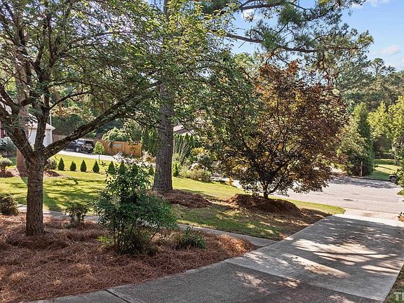 4th image of 6621 Quiet Cove Ct