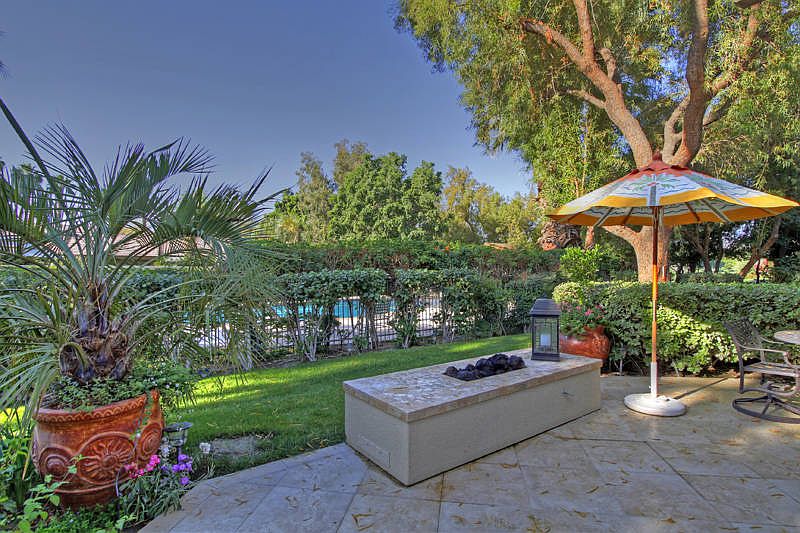 2nd image of 303 Bouquet Canyon Dr