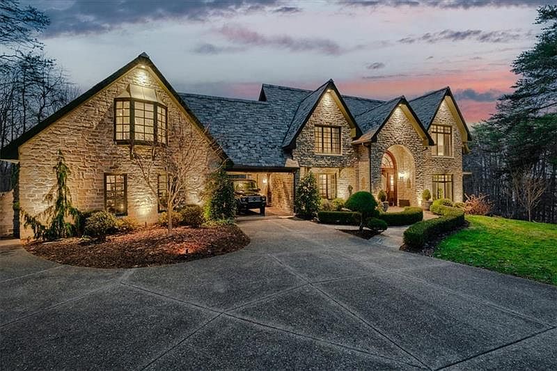 205 Richard Dr, Aliquippa, PA 15001 MLS 1587607 Zillow