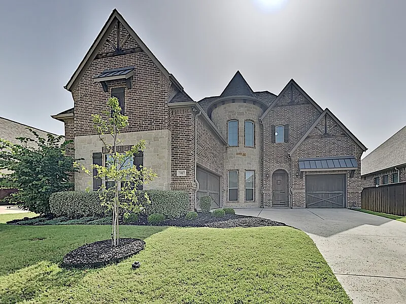 7017 Benjamin Way