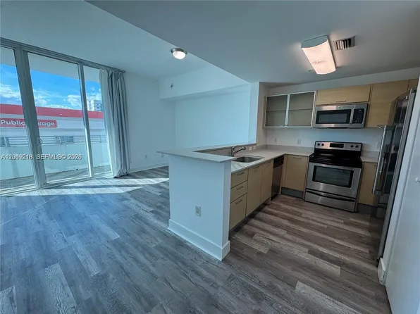 350 NE 24th St APT 514, Miami, FL 33137