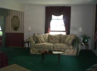 6414 Paradise Ln, Sheboygan Falls, WI 53085