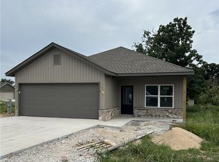 960 Snyder Springs Loop, Watts, OK 74965