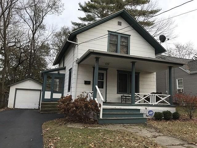 1st image of 219 N Gardiner Ave