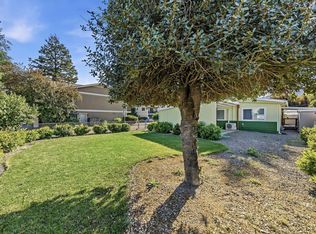 203 Park St, Rogue River, OR 97537