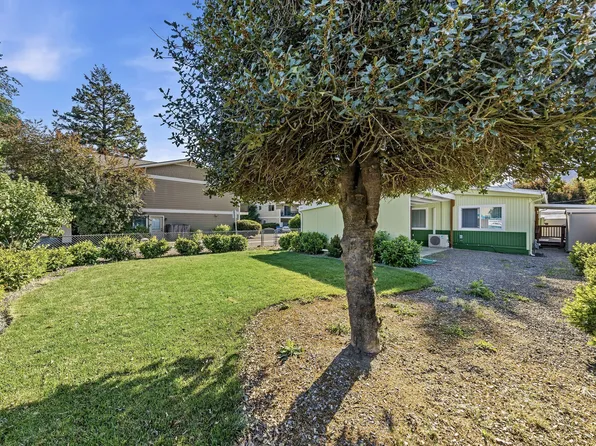 203 Park St, Rogue River, OR 97537