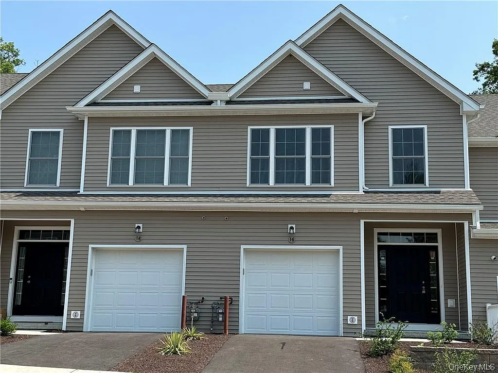 3 bed, 2.5 bath, 1782 sqft, $3,000 — Photo 3