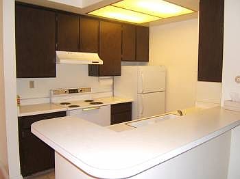 3rd image of 160 S El Molino Ave APT 111