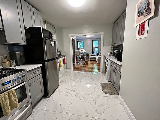 2nd image of 444 E 78th St APT 5