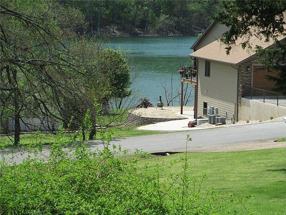 5th image of 20 Bandy Dr