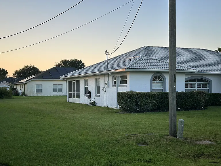 2 Lamar Ln — Photo 3