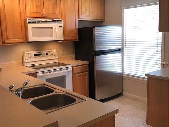 4th image of 2401 Stratford Upon Avon Blvd