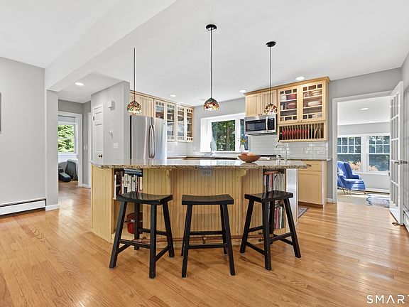 4th image of 212 Old Sib Road