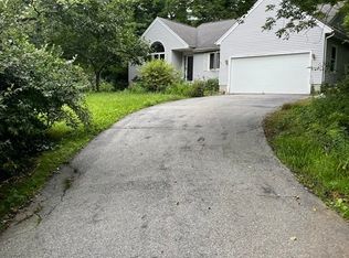 25 Mount Pleasant St, Oxford, MA 01540