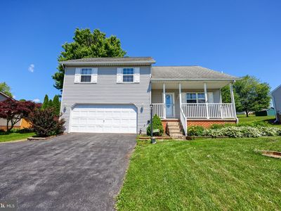 225 Overview Cir W, Red Lion, PA, 17356