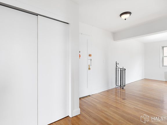 3rd image of 1010 Sherman Ave APT 3D
