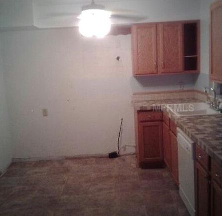 5th image of 37333 Myrtle Dr