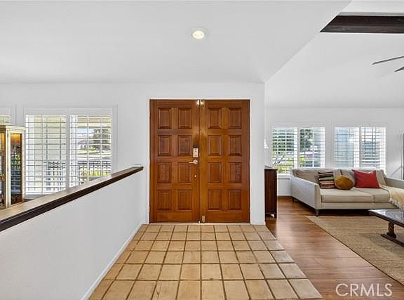 3rd image of 2433 W 3rd St