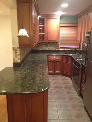 Rented by Halvatzis Realty | media 1