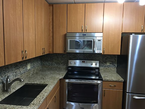 2nd image of 3854 S Parkway Dr APT 1E