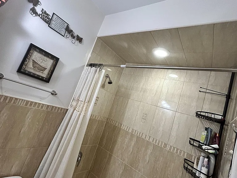 41 Wright Ave #2 — Photo 28