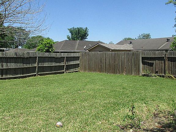 5th image of 12807 Crystal Cove Dr