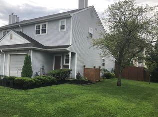 1 Regency Dr, Mount Holly, NJ 08060