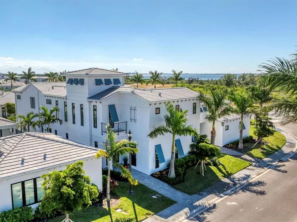 5951 Redbay Blvd, Bradenton, FL 34210