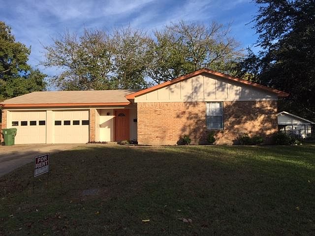 1st image of 2848 Kingsbury Ave