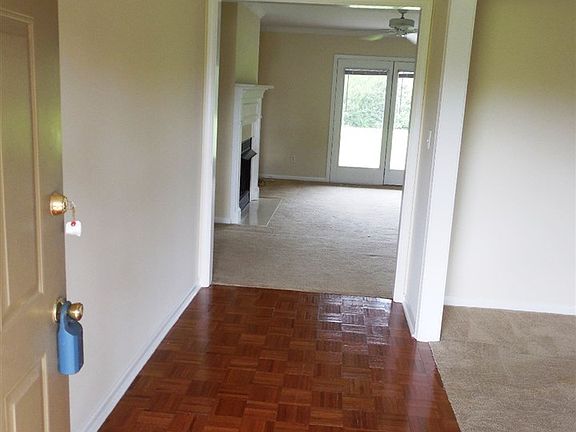 2nd image of 4025 Lanie Dr