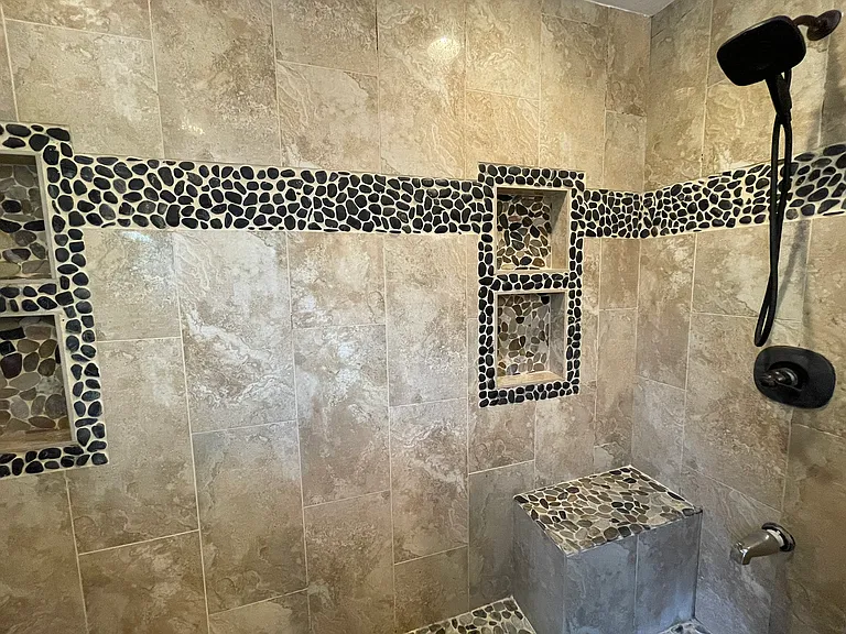 21206 Villa Madama — Photo 31
