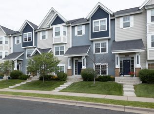 15648 Cobblestone Lake Pkwy #1104, Apple Valley, MN 55124