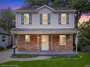 27365 Park Ct, Madison Heights, MI 48071