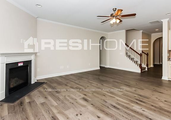 3rd image of 195 Blossom Ridge Dr