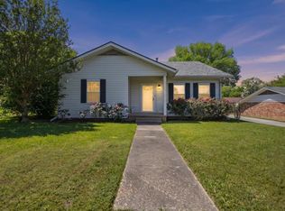 1001 S Georgia St, Troup, TX 75789
