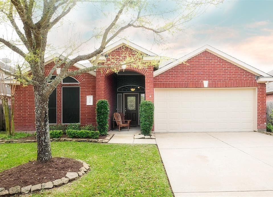 1st image of 5126 Juniper Walk Ln