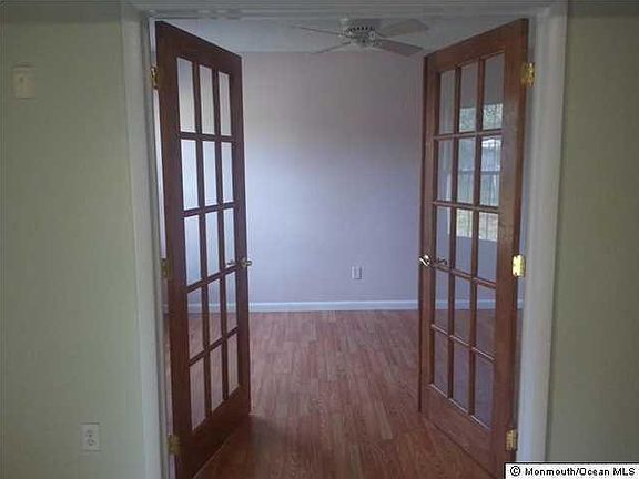 4th image of 1518 Laguna Ln