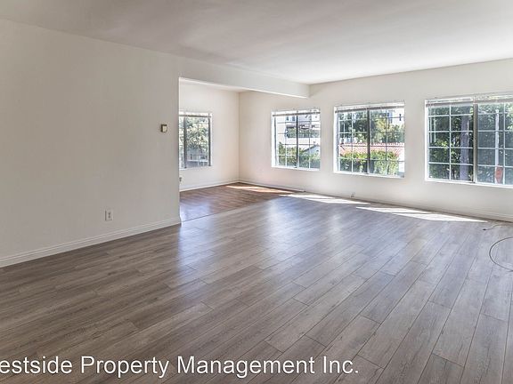 4th image of 145 N La Peer Dr #5