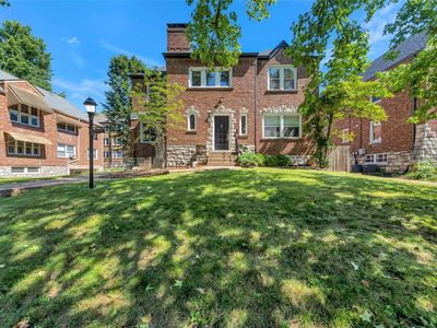 7527 Cromwell Dr, Saint Louis, MO, 63105
