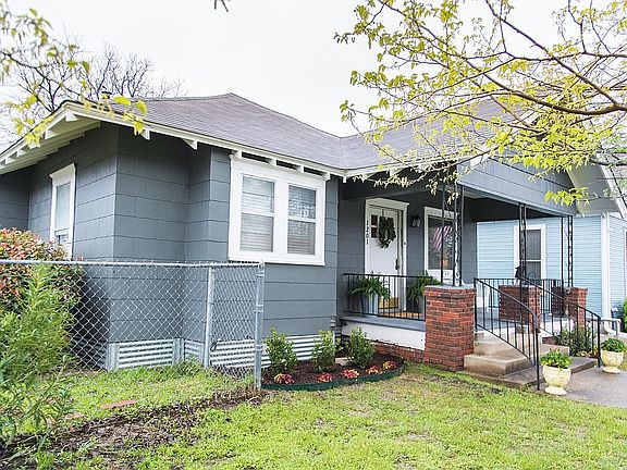 Easy maintenance landscaping